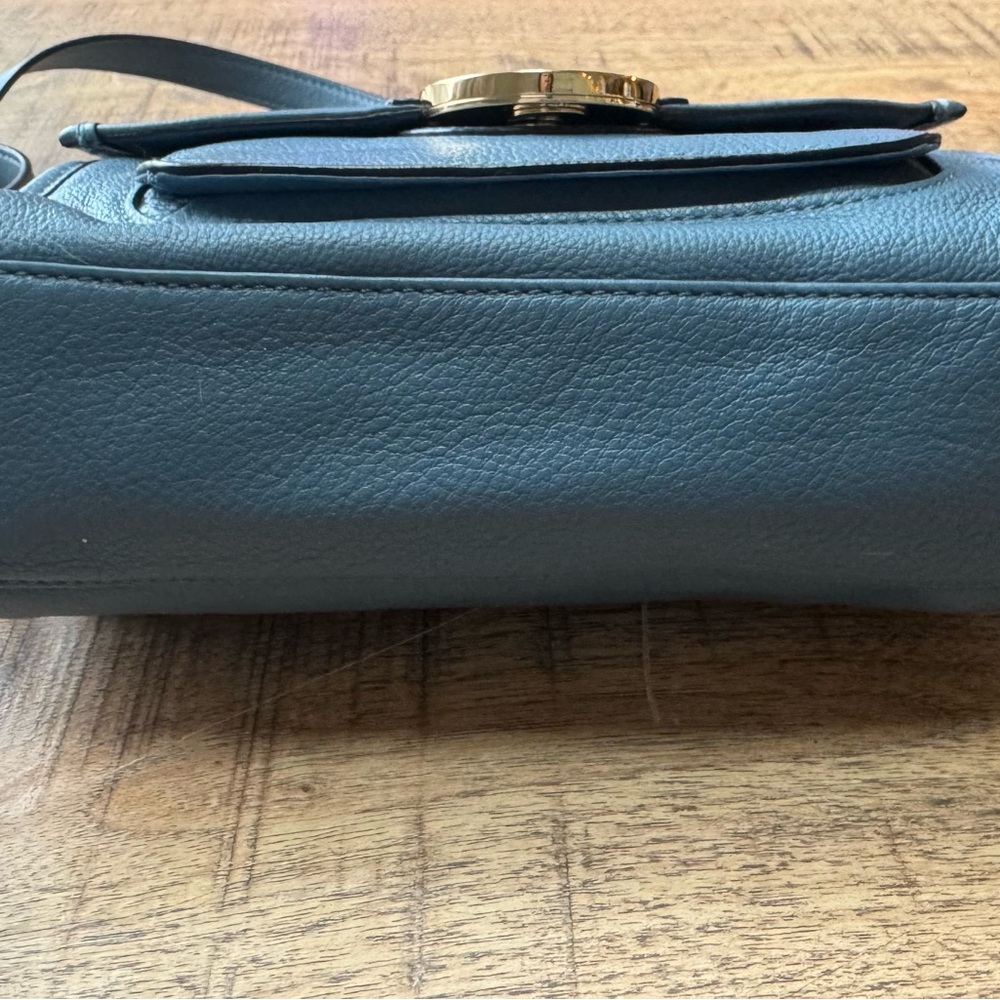 Michael Kors Margot Blue Crossbody Bag with Gold Accents - Picture 3 of 13
